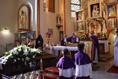 uroczystości pogrzebowe księdza prałata Edmunda Cisaka 11